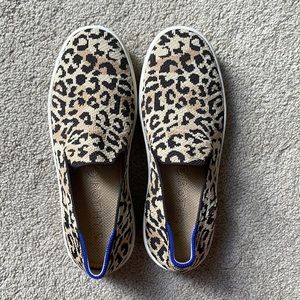 Rothy’s sneakers camo cat 6.5